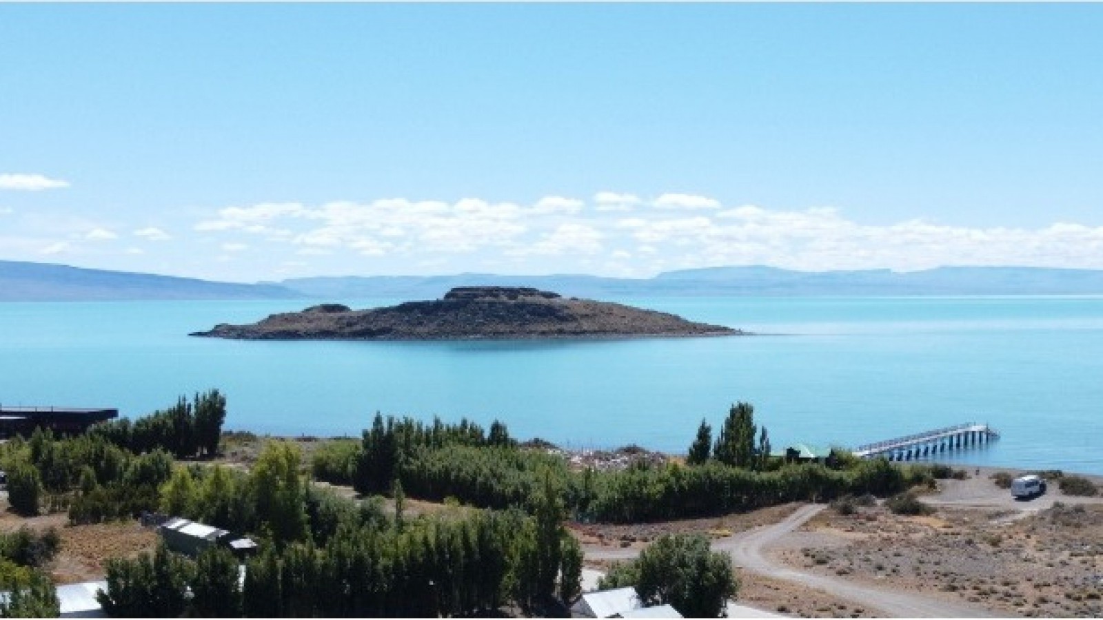 Hay alarma y búsqueda en el lago
